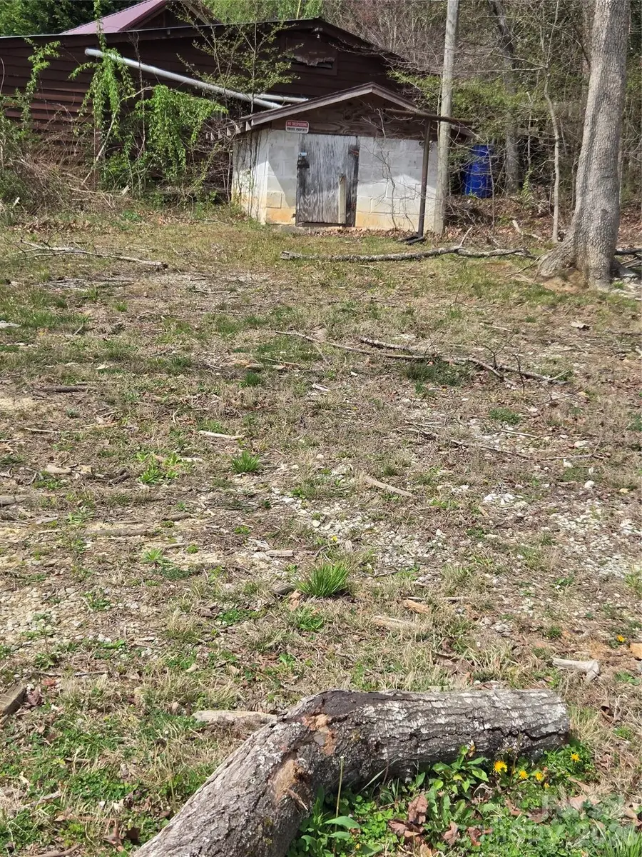 145 Carolina Circle #8, Hendersonville, NC 28792 - #2