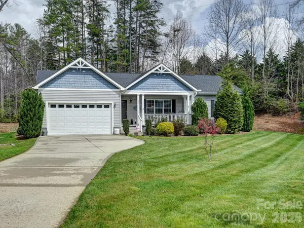 241 West Sunset Ridge Drive, Etowah, NC 28729