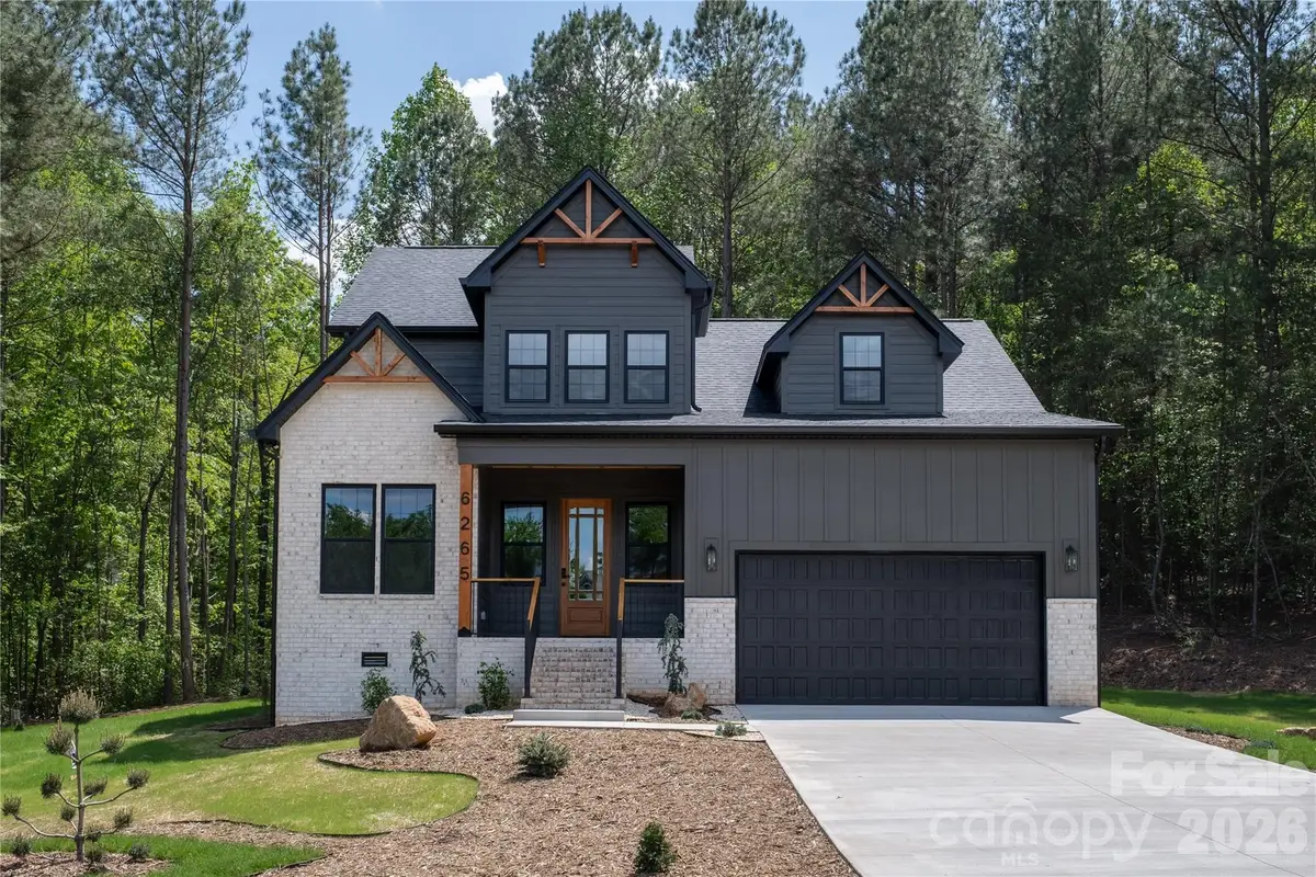 6265 Riviera Run Estates Drive, Hickory, NC 28601 - #1