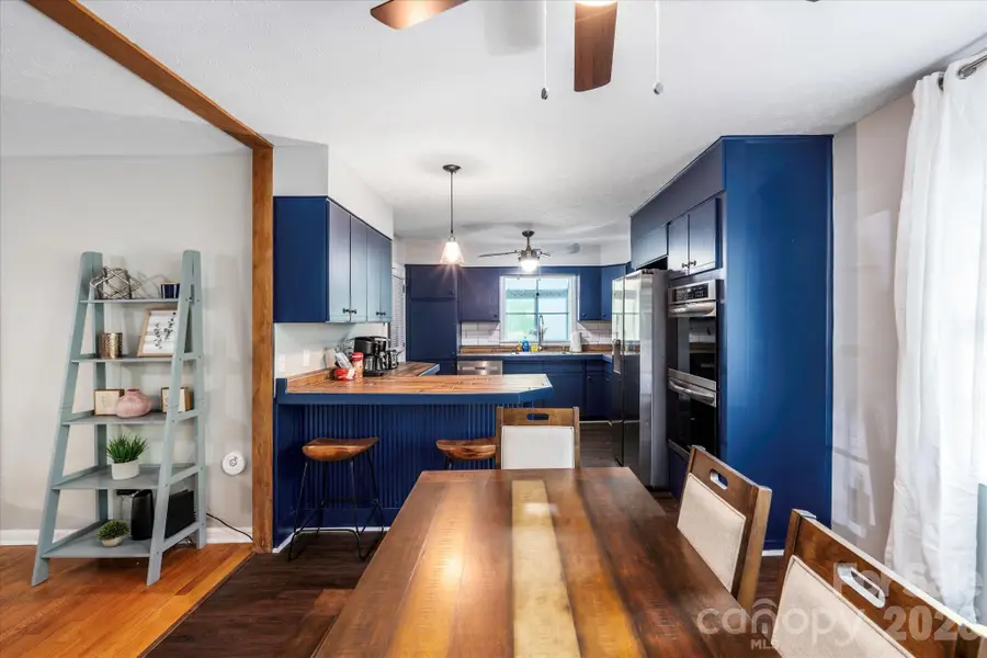 23 Springwood Drive, Asheville, NC 28805 - #3