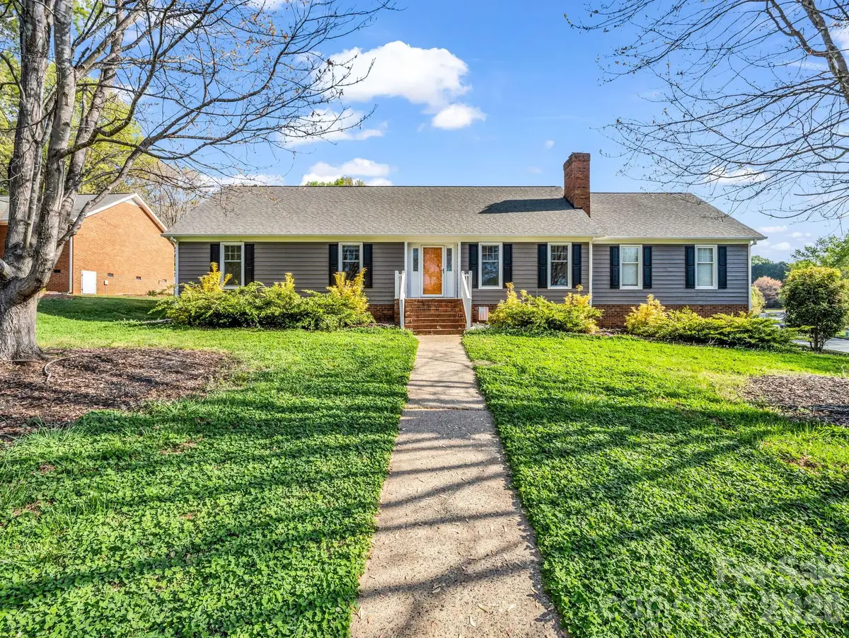 102 Knoll Court, Belmont, NC 28012 - #1