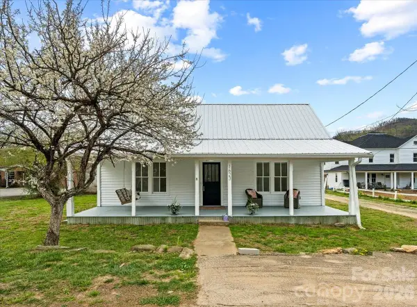 1623 Barnardsville Highway, Barnardsville, NC 28709