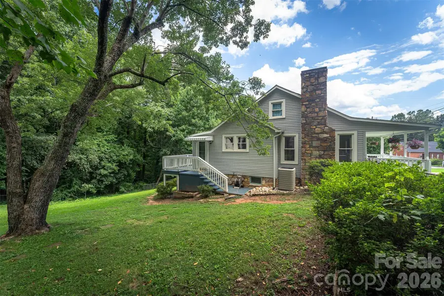 31 Tremont Street, Marion, NC 28752 - #2