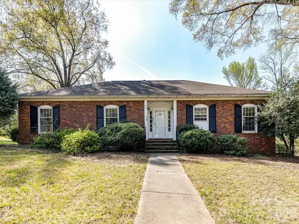 556 Eastway Street, Davidson, NC 28036