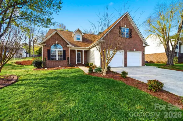 2478 23rd Street Ne, Hickory, NC 28601