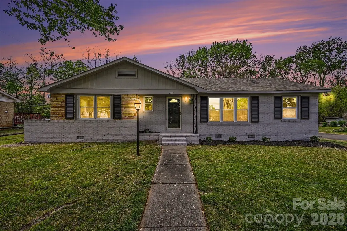 2917 Dalecrest Drive, Charlotte, NC 28269 - #1