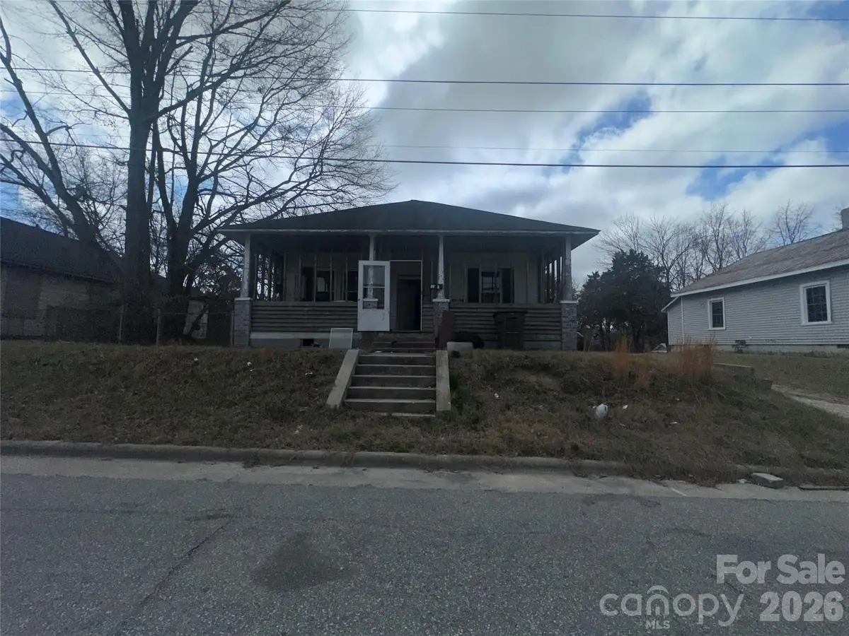 821 Fountain Street, Tarboro, NC 27886 - #1