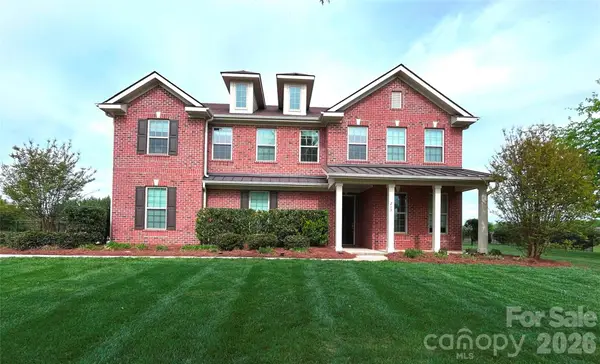 213 Candella Drive, Matthews, NC 28104