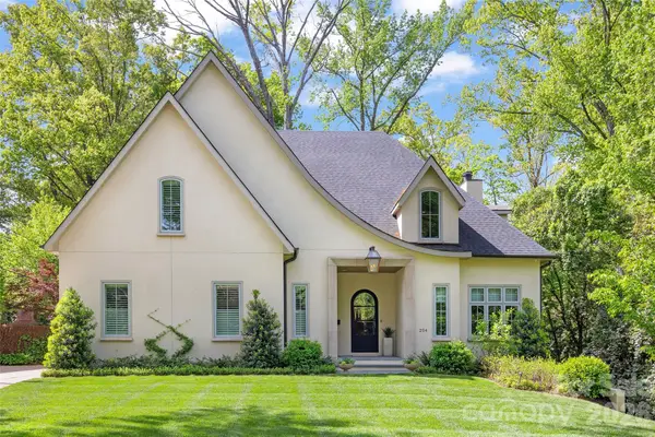 254 Huntley Place, Charlotte, NC 28207