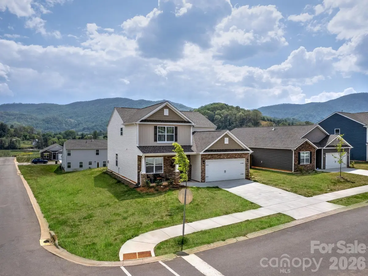154 Woodvale Drive, Waynesville, NC 28786 - #1