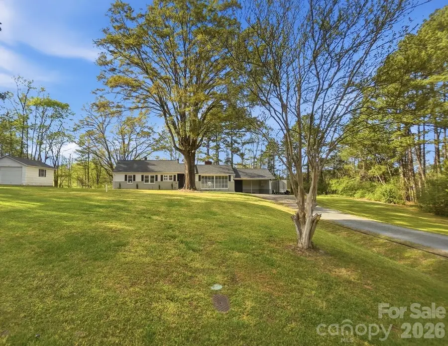 2104 Hillcrest Avenue, Albemarle, NC 28001 - #2