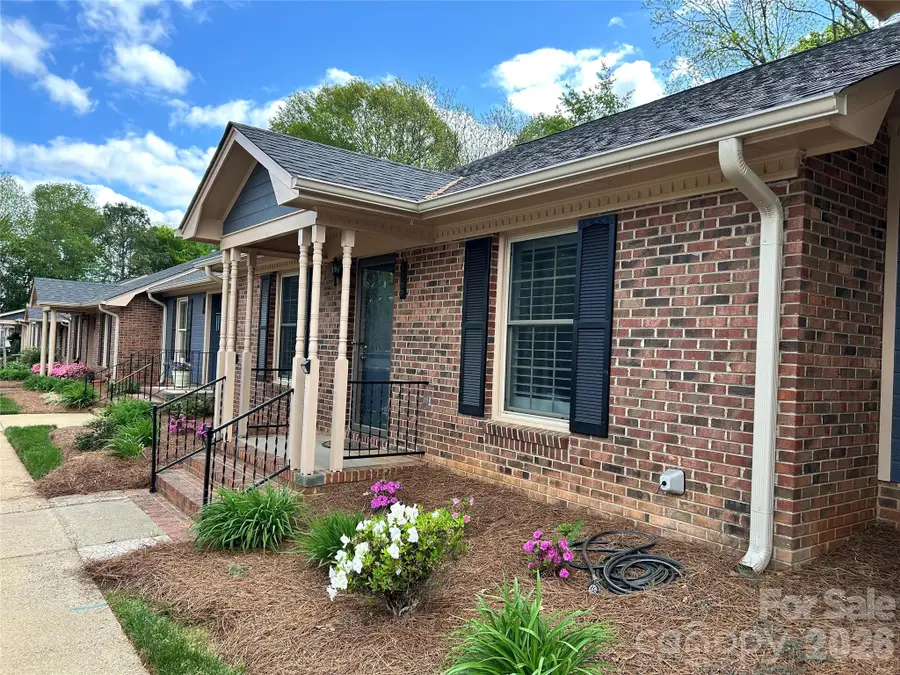 226 Pointe Circle, Rock Hill, SC 29732 - #2