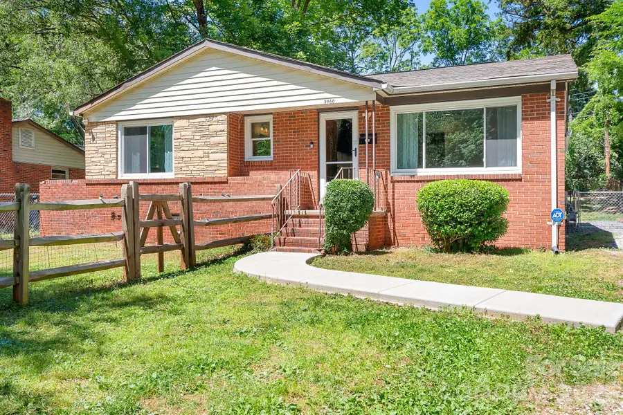 3960 Bristol Drive, Charlotte, NC 28208 - #3