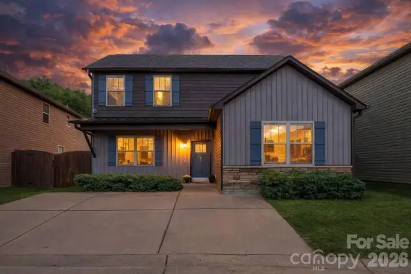 27 Mann Lane, Fletcher, NC 28732