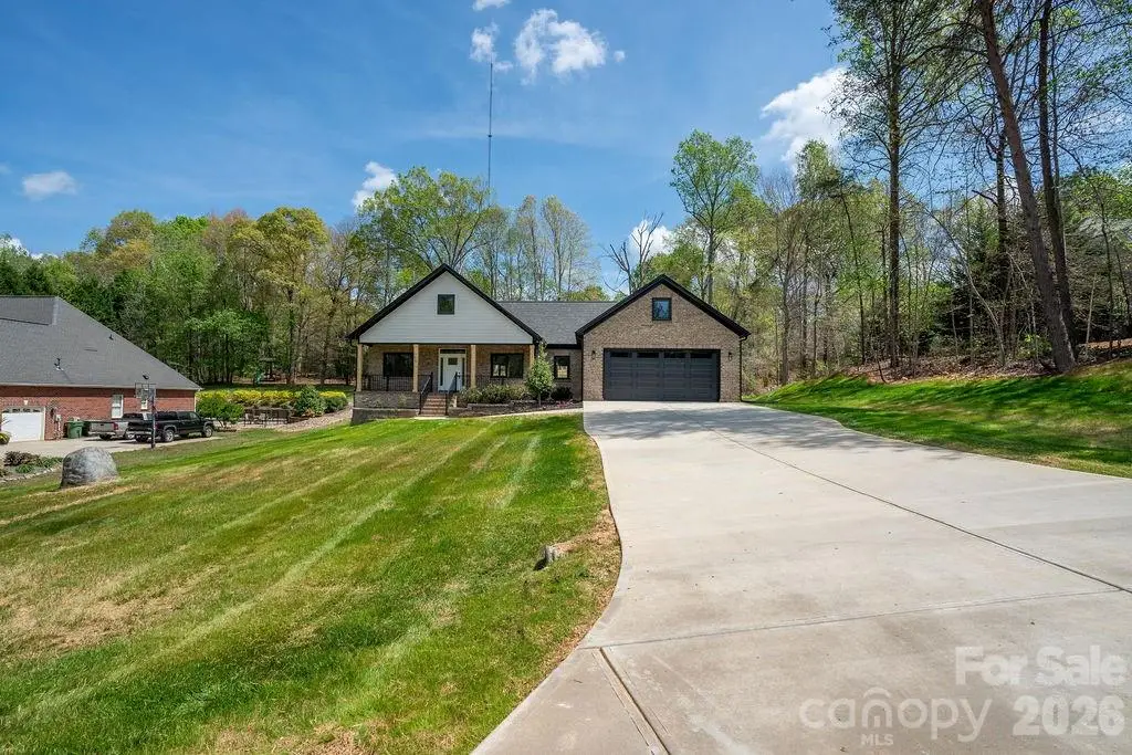 145 Creekwood Drive, Dallas, NC 28034 - #1