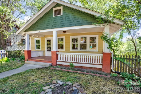 32 Swannanoa Avenue, Asheville, NC 28806