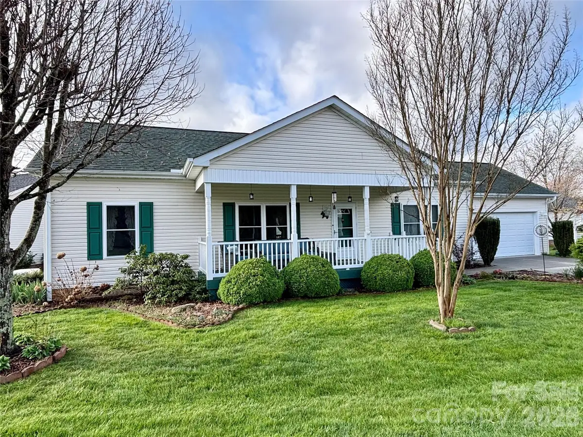 194 Beechnut Drive, Hendersonville, NC 28739 - #1