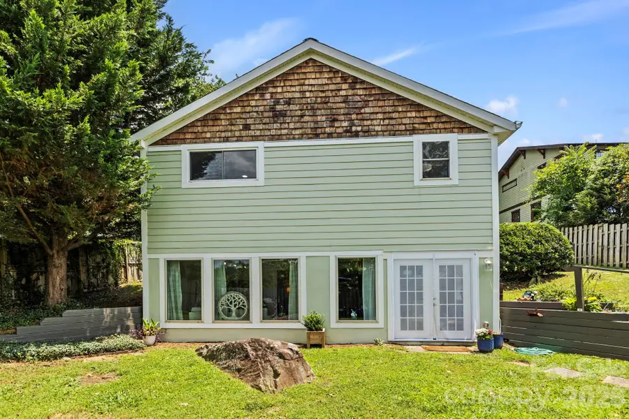 33 Madison Street, Asheville, NC 28801 - #2