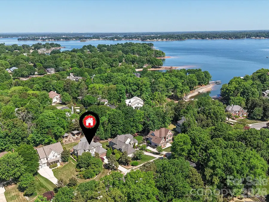 21425 Crown Lake Drive, Cornelius, NC 28031 - #2