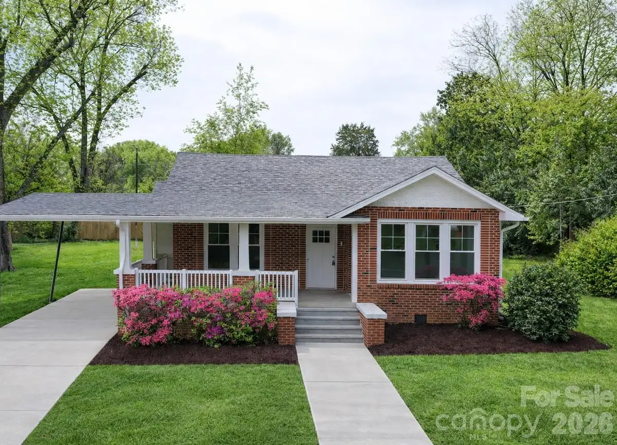 307 W Washington Avenue, Bessemer City, NC 28016 - #1