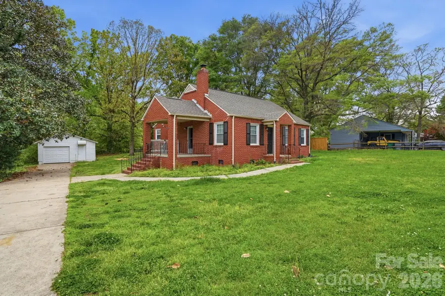 8825 Mcclure Circle, Charlotte, NC 28216 - #2