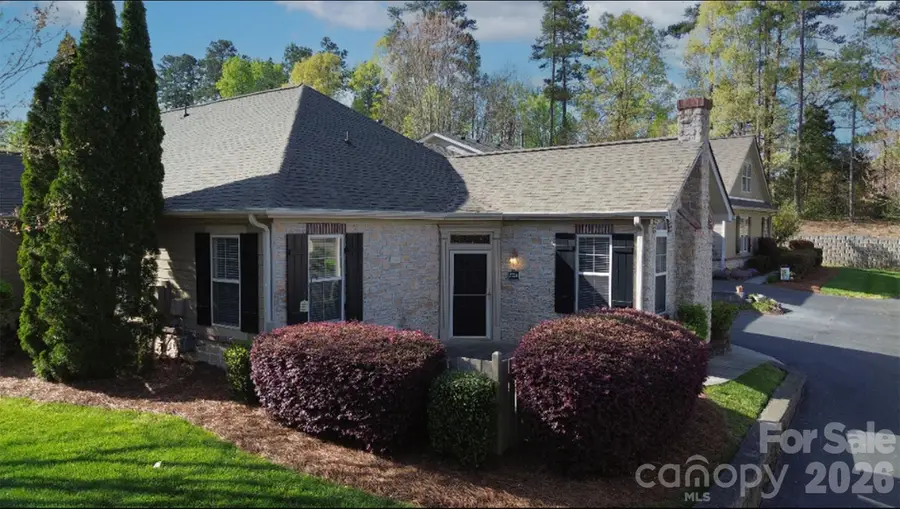 2726 Polo Club Boulevard, Matthews, NC 28105 - #2