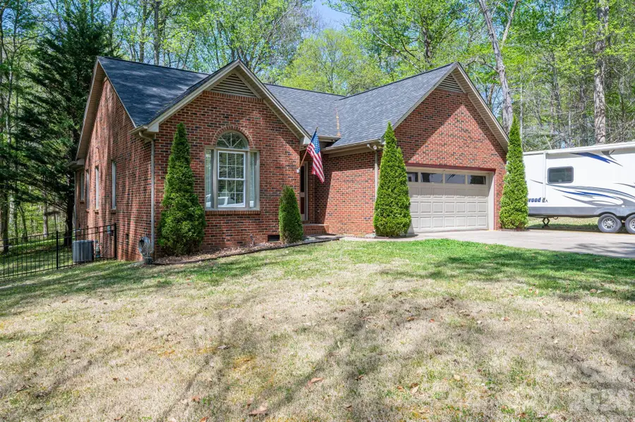 335 Cape Breton Trail, Gastonia, NC 28056 - #2