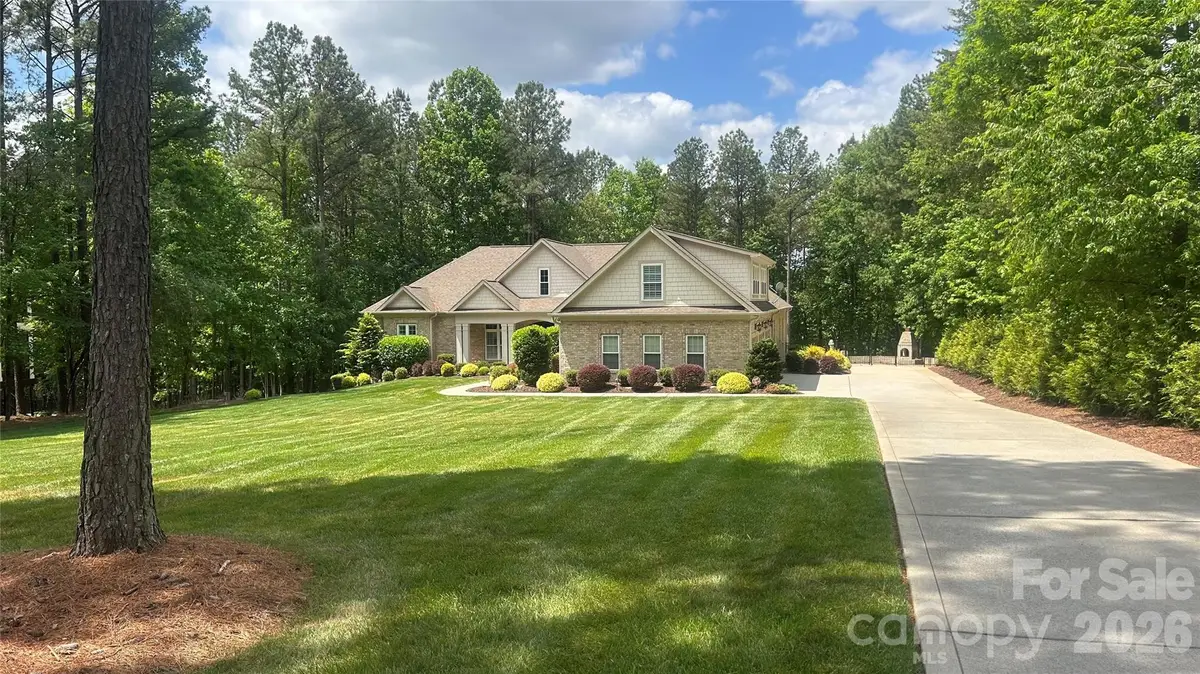 6627 Harbor Oaks Drive, Denver, NC 28037 - #1