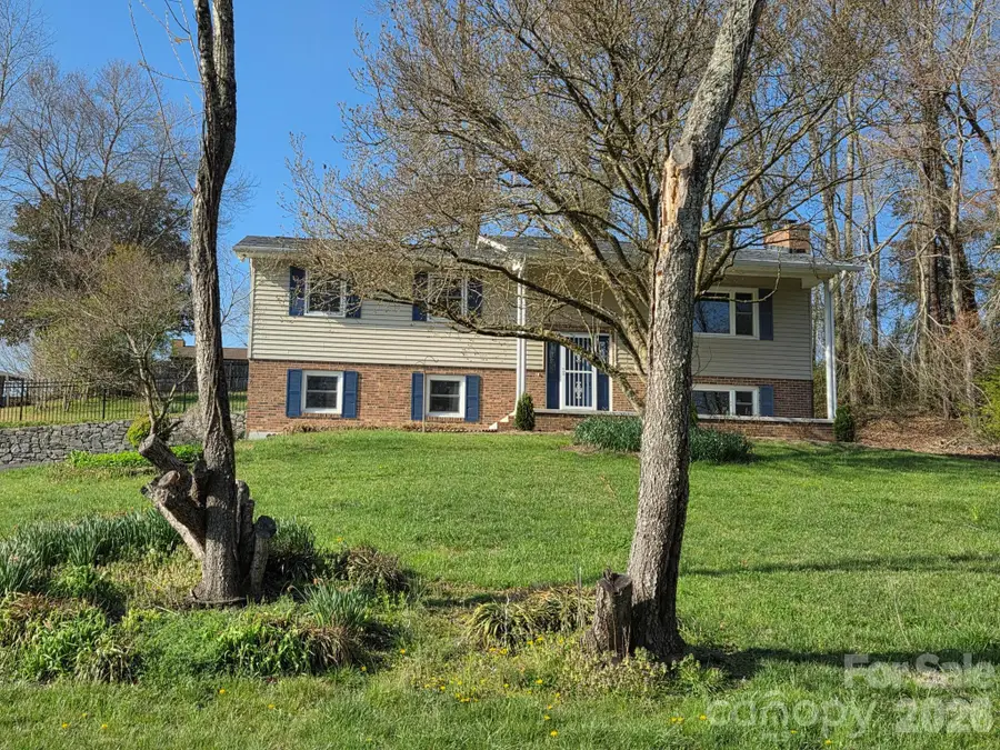 106 Shelly Drive, Hendersonville, NC 28792 - #3