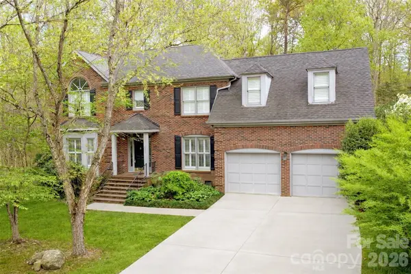 7201 Leharne Drive, Charlotte, NC 28270