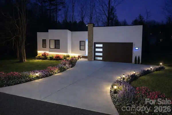 2520 27th Avenue Circle Ne, Hickory, NC 28601