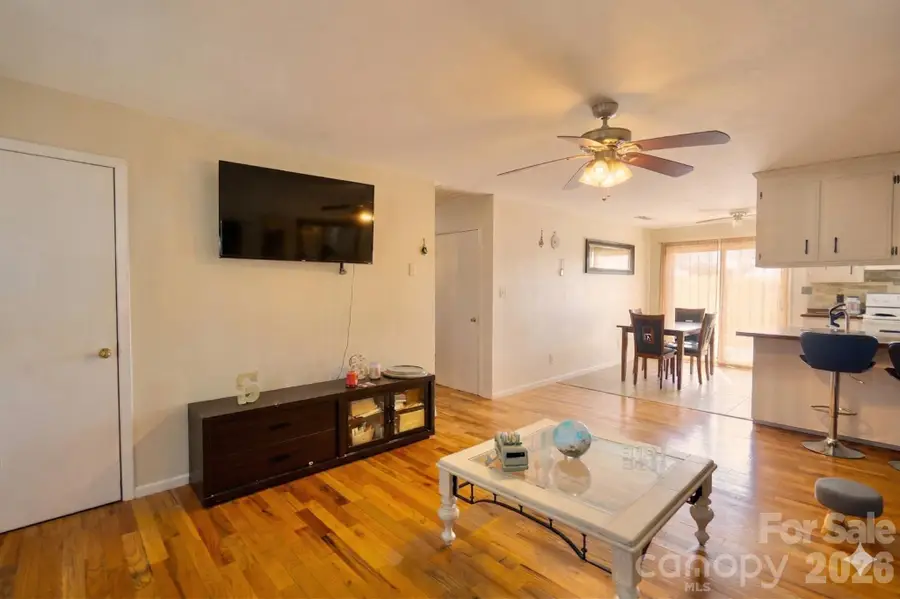 5172 Us 70 Highway E, Nebo, NC 28761 - #2