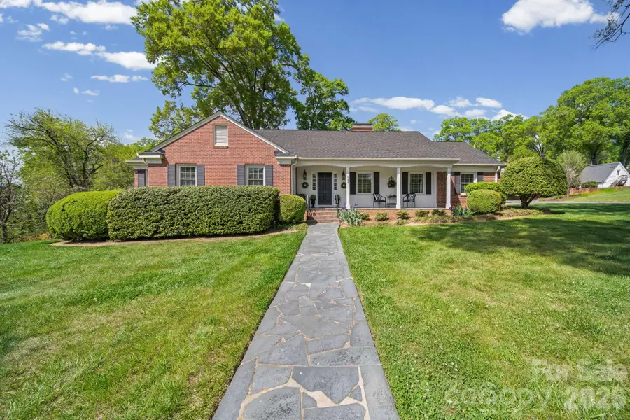 300 W 11th Avenue, Gastonia, NC 28052 - #2