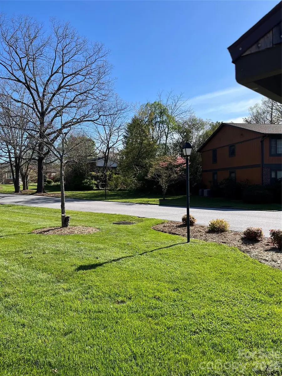 1763 Haywood Manor Road #D, Hendersonville, NC 28791 - #3