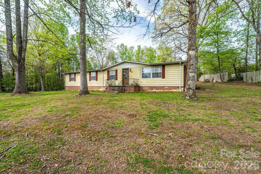 2474 Chandler Place, Granite Falls, NC 28630 - #2