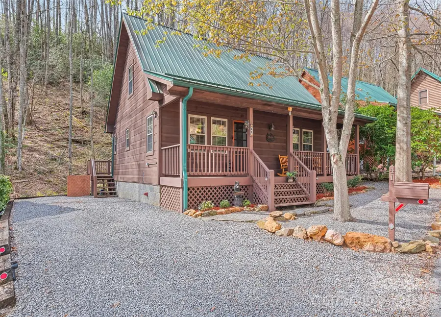 41 Trapper Lane, Waynesville, NC 28785 - #2