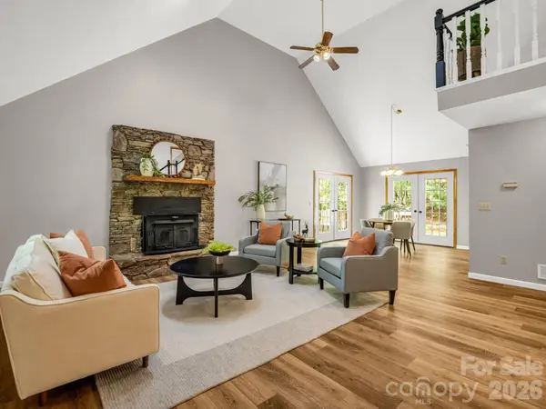 2304 Mountain Page Road, Saluda, NC 28773