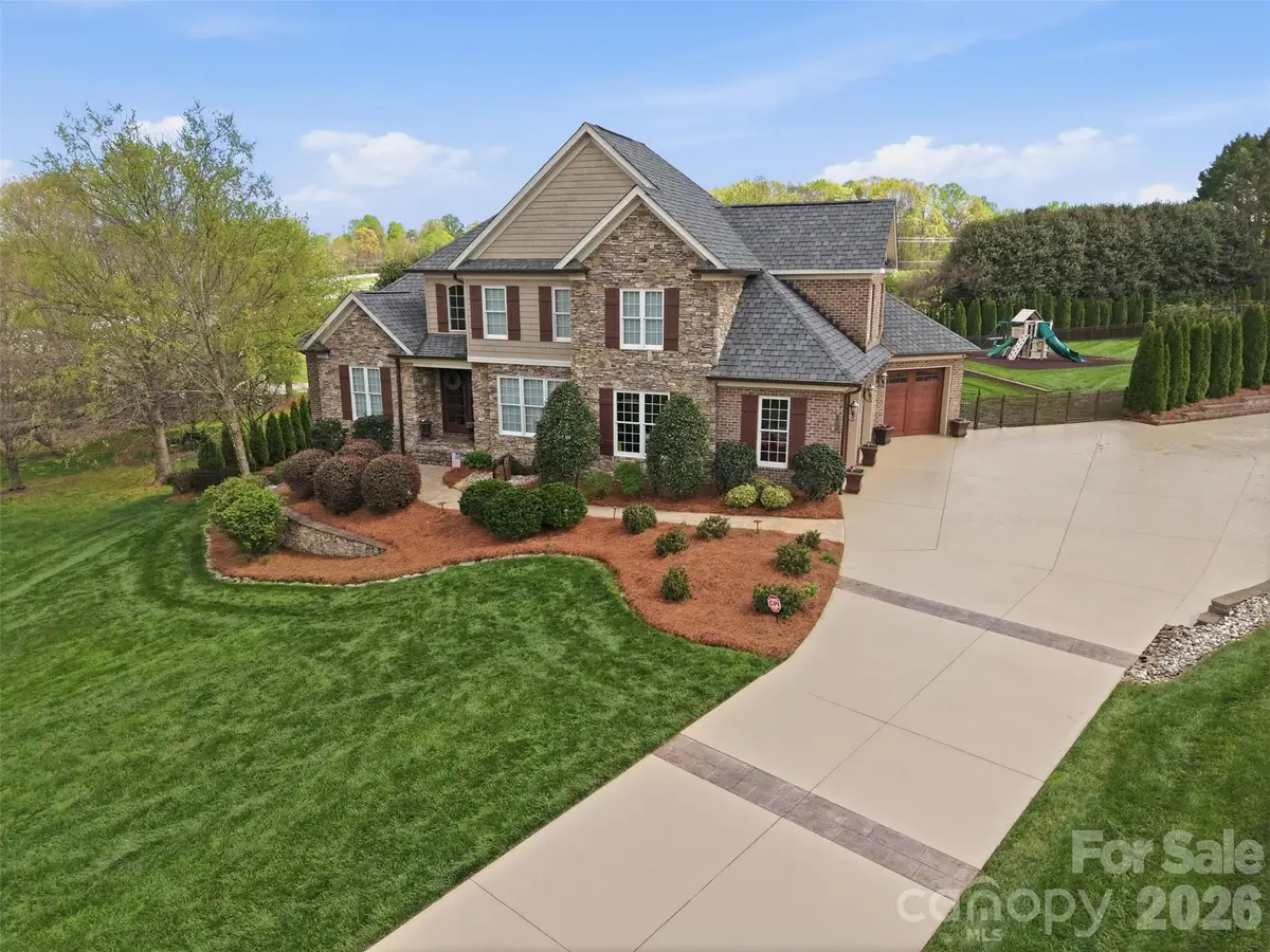 3638 Hogan Court Ne, Conover, NC 28613 - #1