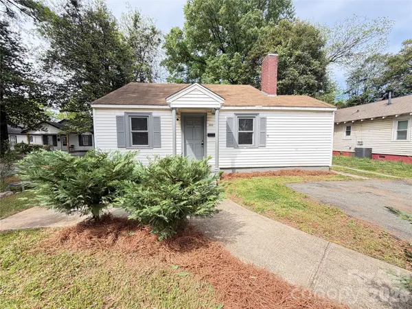 2212 Camp Greene Street, Charlotte, NC 28208