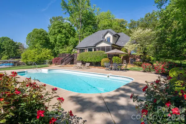 226 Bay Shore Drive, Belmont, NC 28012