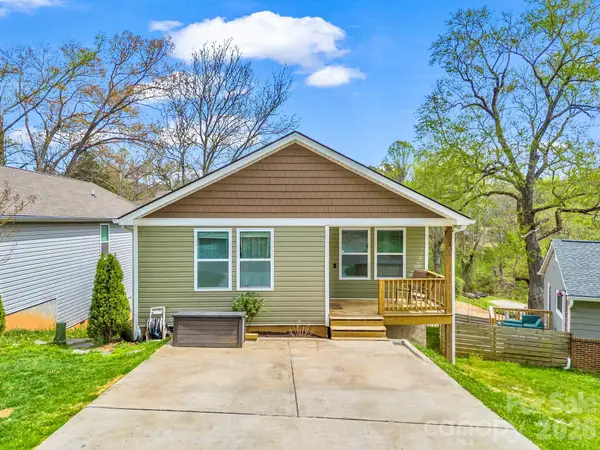 9 Shadowlawn Drive, Asheville, NC 28806