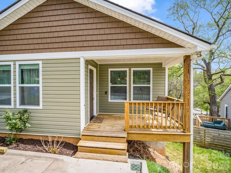 9 Shadowlawn Drive, Asheville, NC 28806 - #2