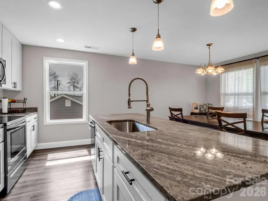 9 Shadowlawn Drive, Asheville, NC 28806 - #3