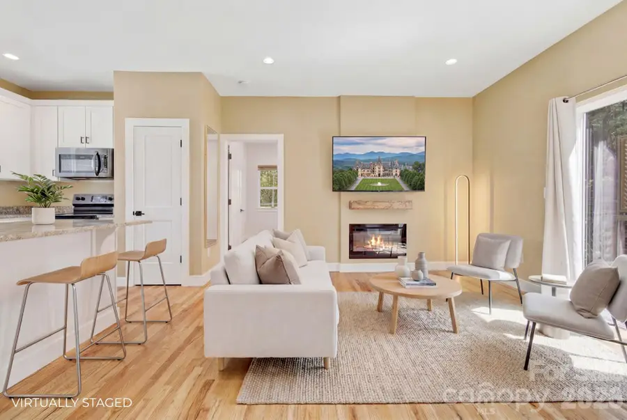 180 Moody Avenue, Candler, NC 28715 - #2