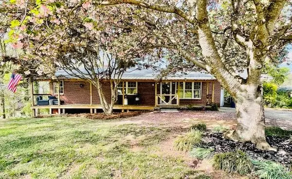 511 Sunbeam Farm Road, Cherryville, NC 28021