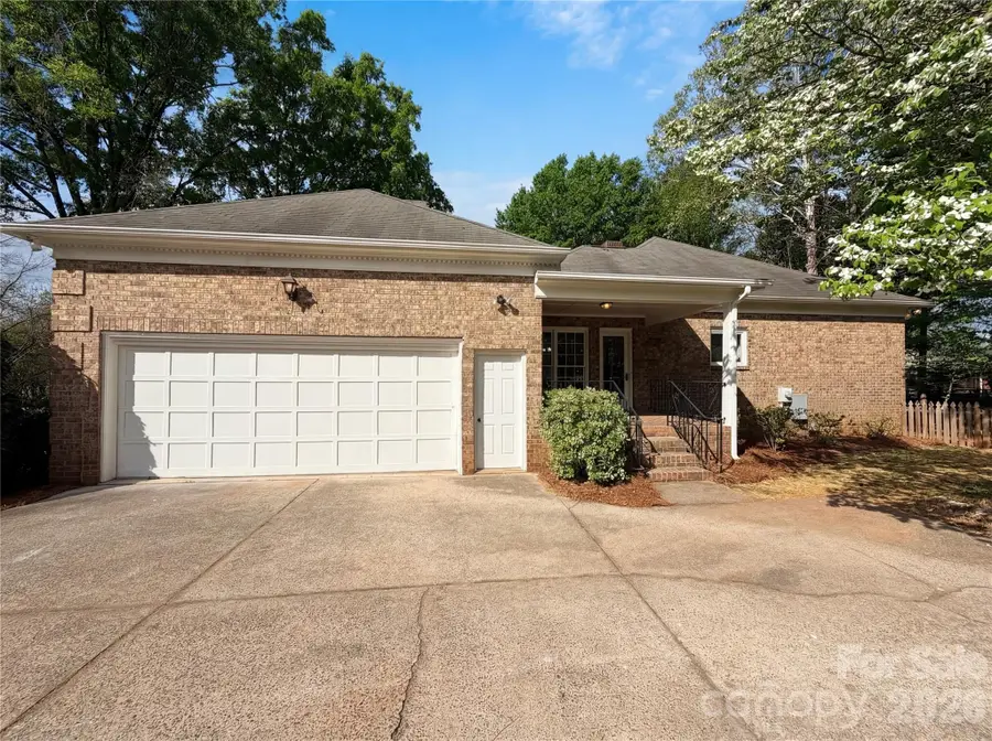 6024 Dovefield Road, Charlotte, NC 28277 - #2