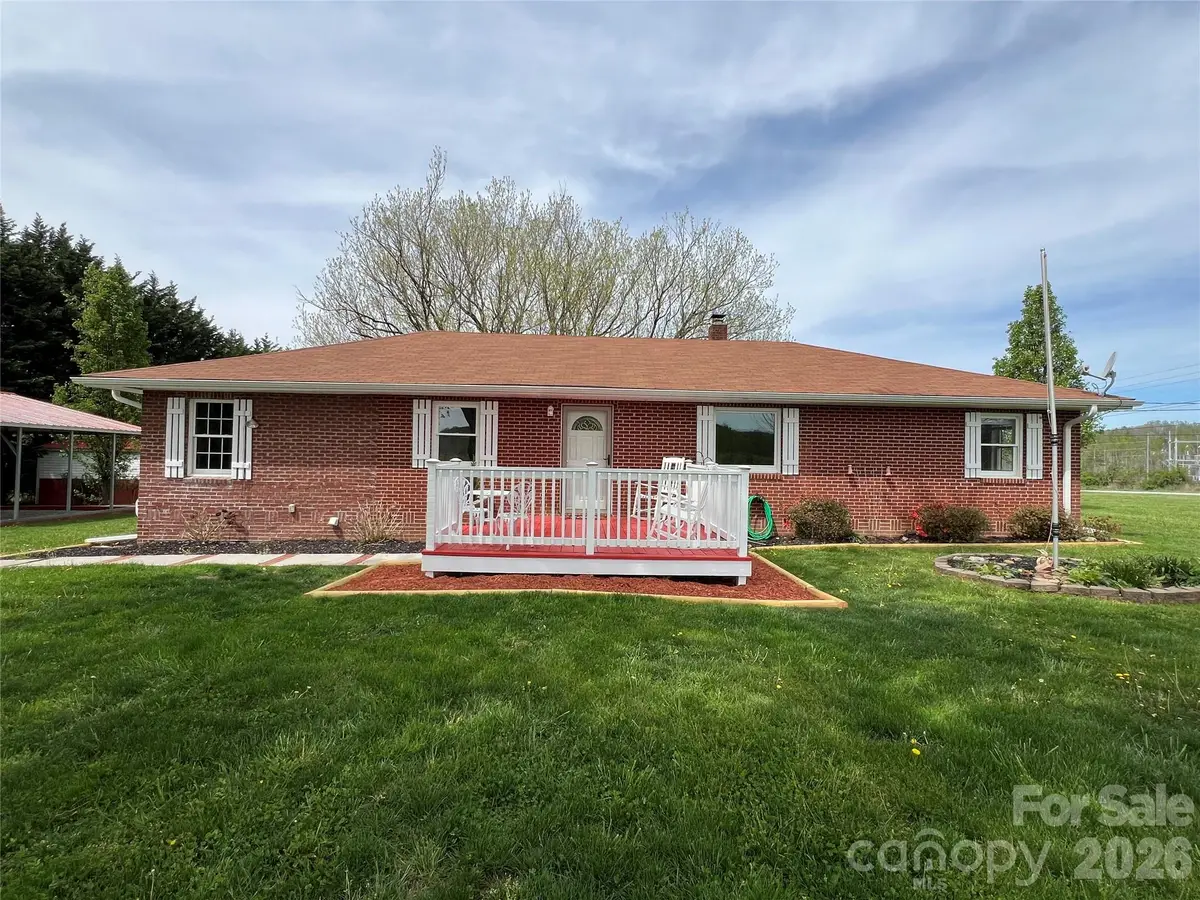 93 Laycock Road, Hendersonville, NC 28792 - #1