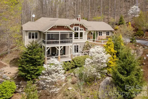 315 Crossvine Trail, Hendersonville, NC 28739