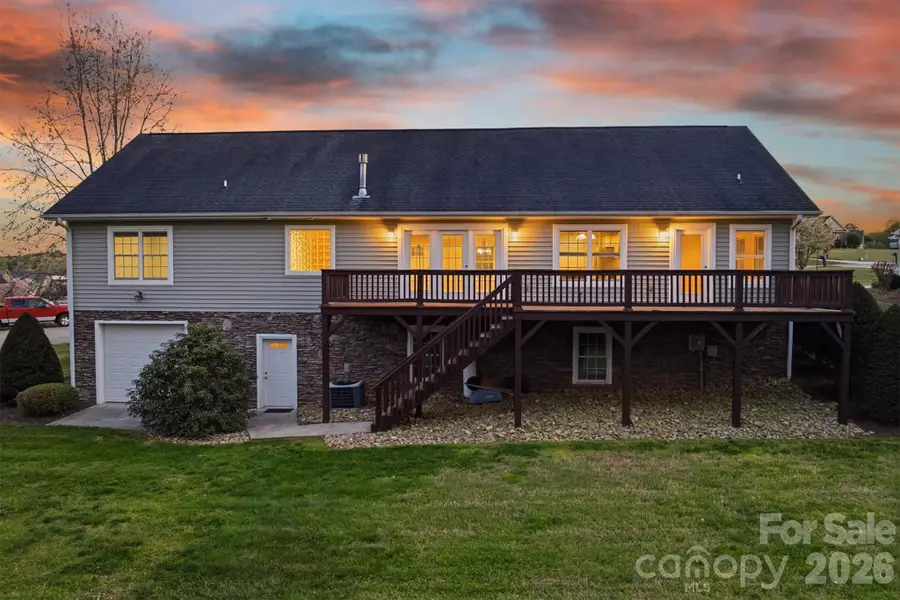 5205 South Oak Circle, Granite Falls, NC 28630 - #3