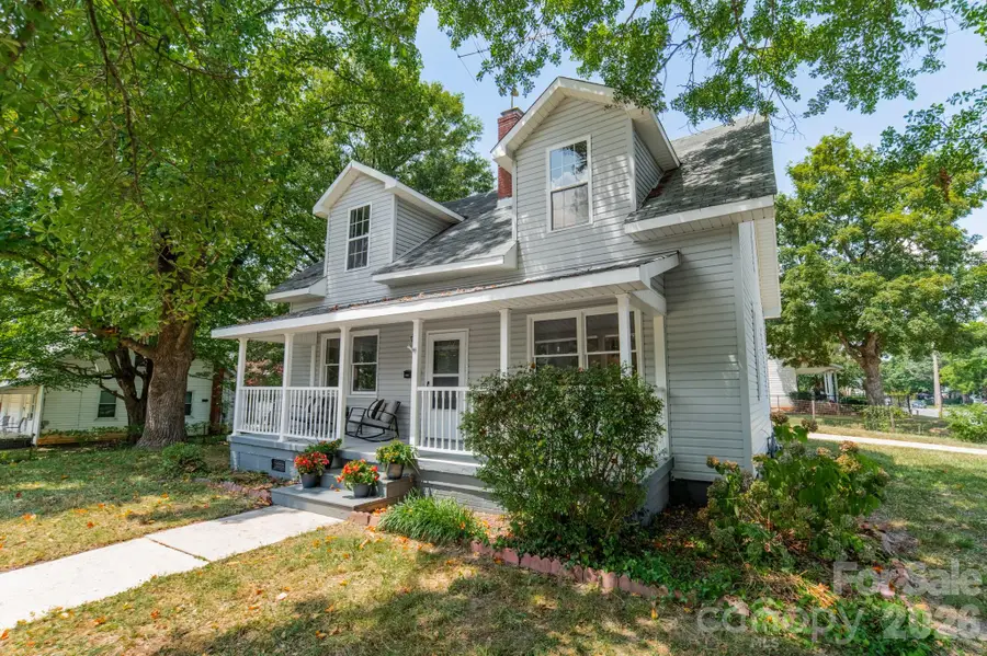 1002 W 2nd Avenue, Gastonia, NC 28052 - #2